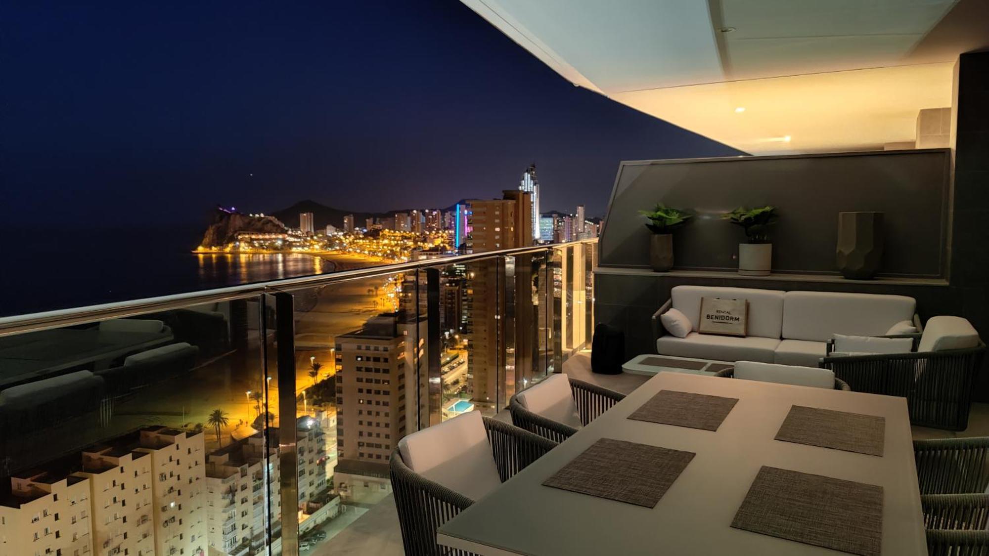 Sunset Cliffs Modern Apartment بينايدورم المظهر الخارجي الصورة